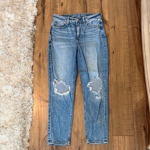 American Eagle Mom Jeans